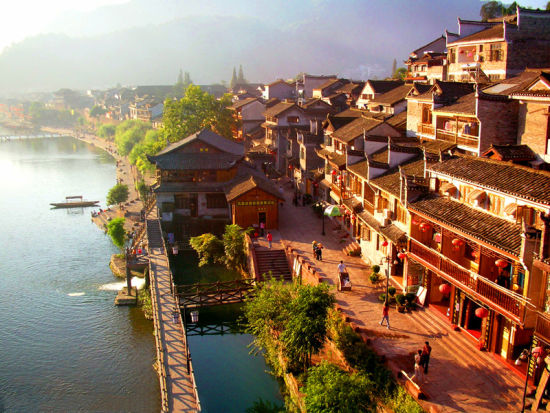 一座古香古色的古鎮(zhèn)，湖南鳳凰古城