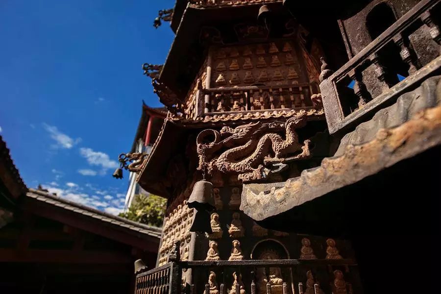 麗江·白馬里，千年古城化作最美背景