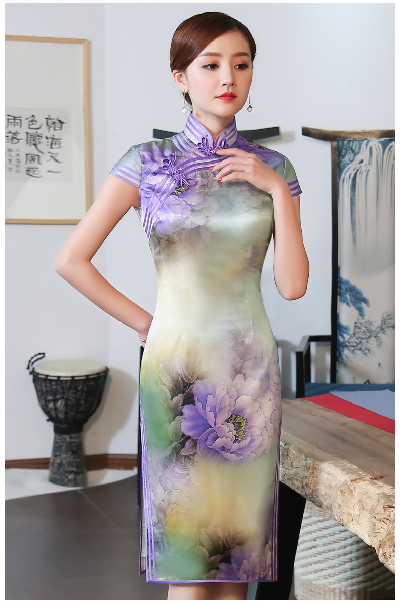 高貴紫清旗袍，唯美嬌艷旗袍裙