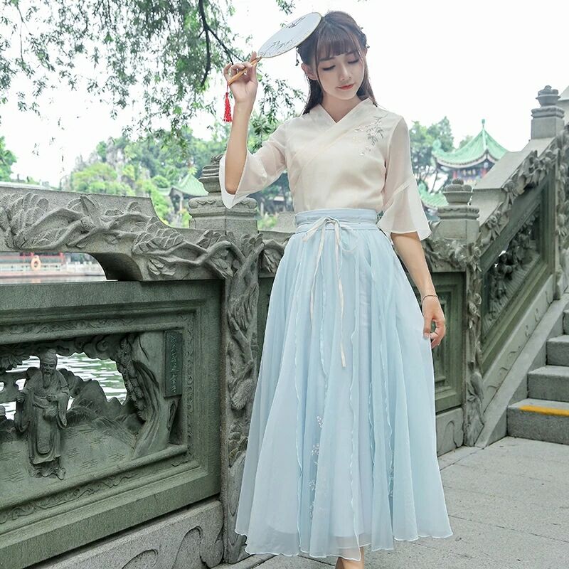 優(yōu)雅如詩，淡雅清新漢服圖片