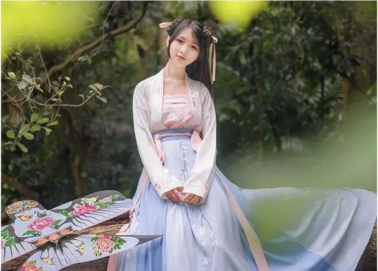與漢服相遇，如沐春風(fēng)