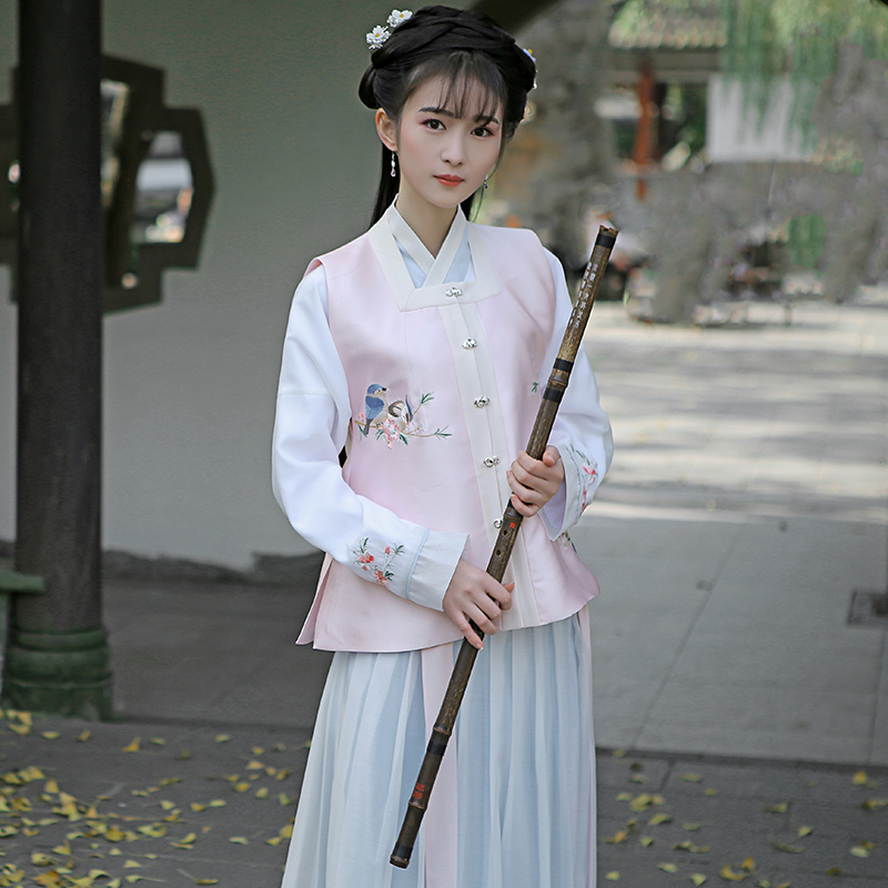 方領(lǐng)馬甲漢服，俏皮可愛漢服圖片