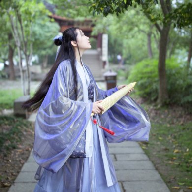 兩重衣齊腰襦裙?jié)h服，清新典雅漢服圖片