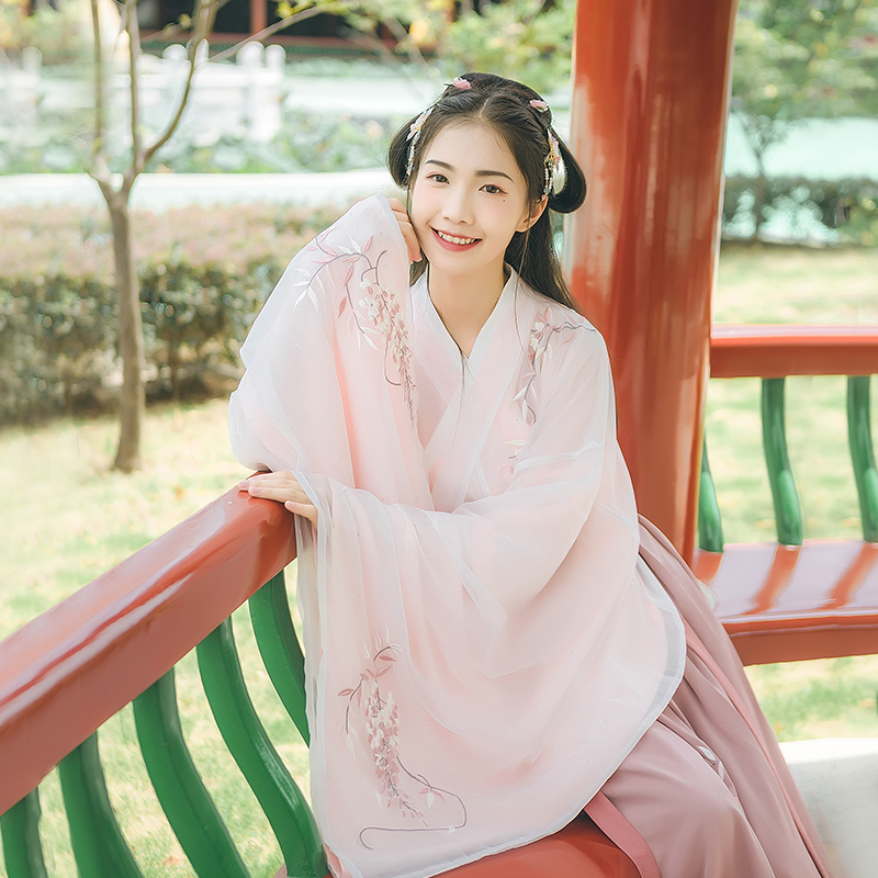 小清新粉色紫藤蘿刺繡漢服，大袖交領(lǐng)襦裙?jié)h服