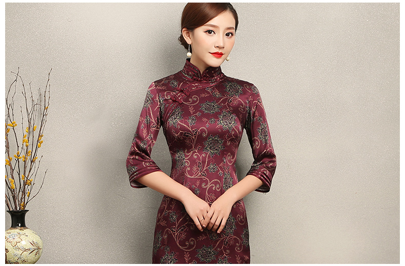 端莊典雅紫紅色旗袍，中袖真絲旗袍裙