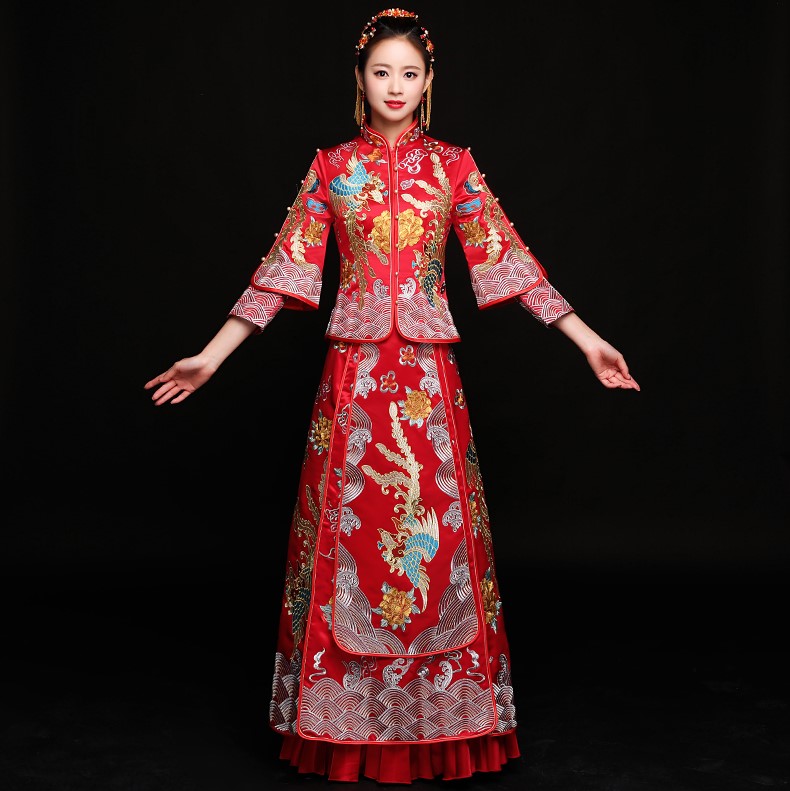 高貴華美中式禮服，秀禾龍鳳褂新娘禮服