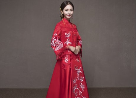 蝶戀花蘇繡新娘結(jié)婚禮服，唯美大氣中式禮服