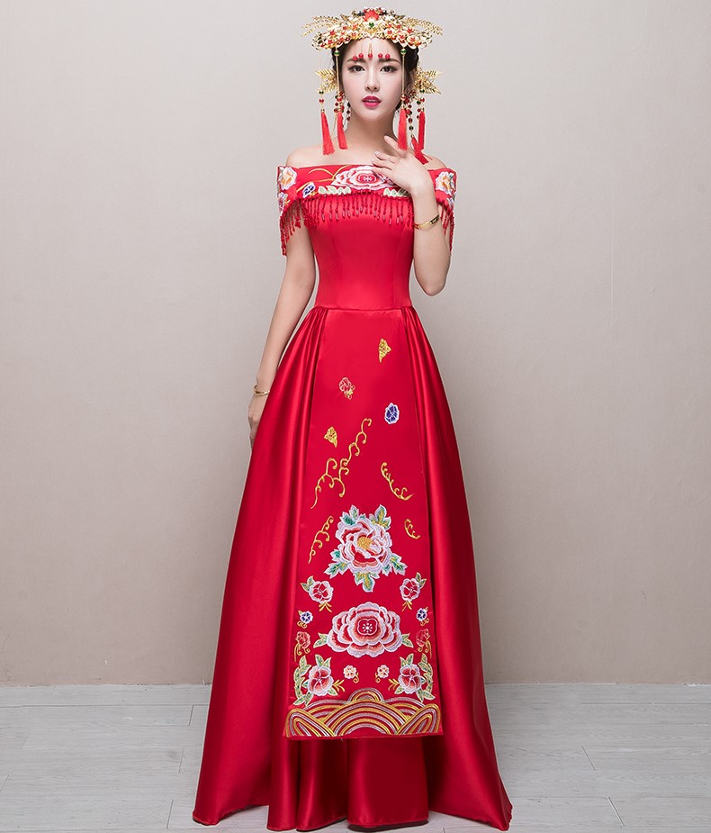 性感一字肩中式禮服，刺繡流蘇新娘禮服