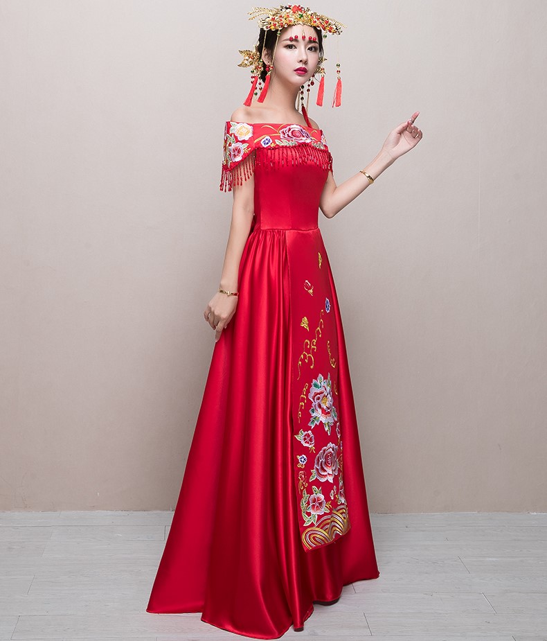 性感一字肩中式禮服，刺繡流蘇新娘禮服