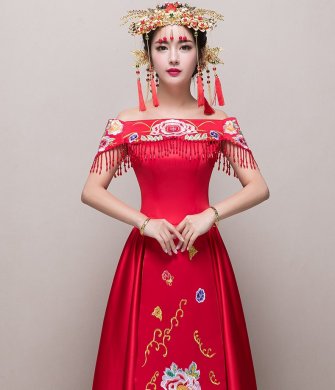 性感一字肩中式禮服，刺繡流蘇新娘禮服