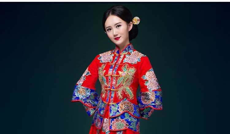 中國風(fēng)中式禮服，鳳凰刺繡新娘結(jié)婚禮服