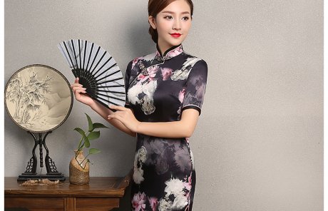 夜雨粉白印花旗袍，短袖真絲旗袍裙
