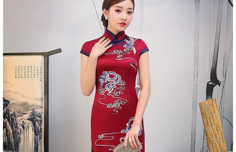 紅色云鳳刺繡旗袍，短袖真絲旗袍裙