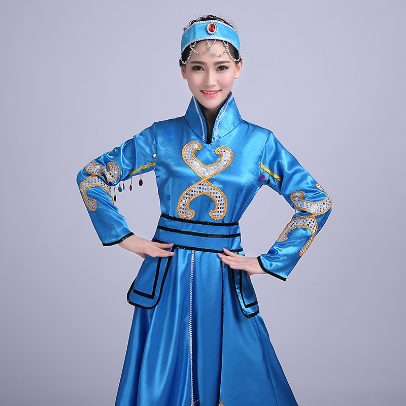 藍(lán)色大裙擺蒙古族服飾，少數(shù)民族服裝