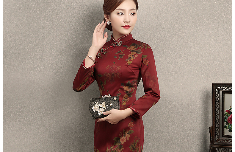 深紅色印花旗袍，復(fù)古中國風(fēng)旗袍裙