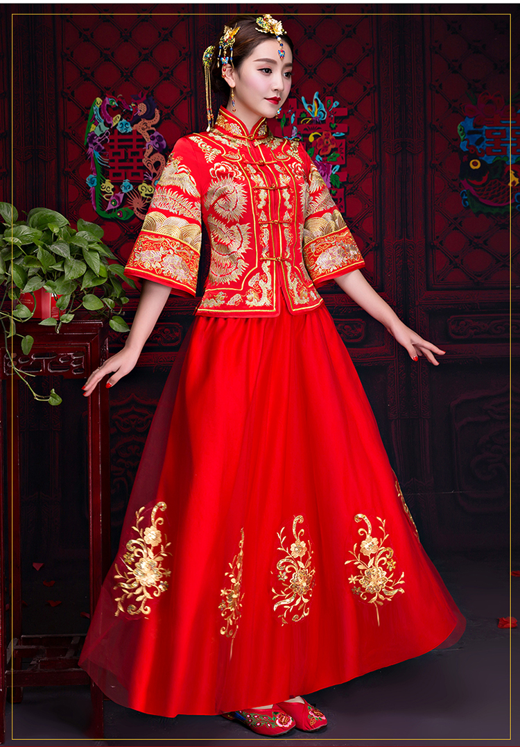 紅色中袖中式禮服，復(fù)古中國風(fēng)新娘禮服
