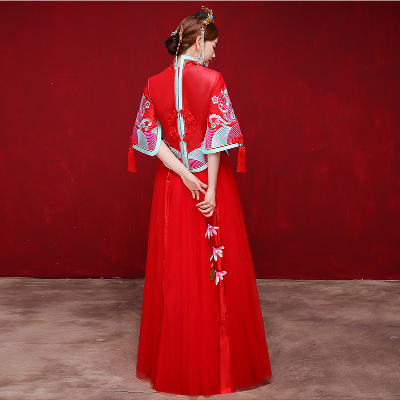 時(shí)尚復(fù)古設(shè)計(jì)中式禮服，唯美飄逸新娘禮服
