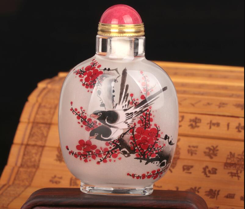 內畫鼻煙壺，壺中天地間掌心中國美