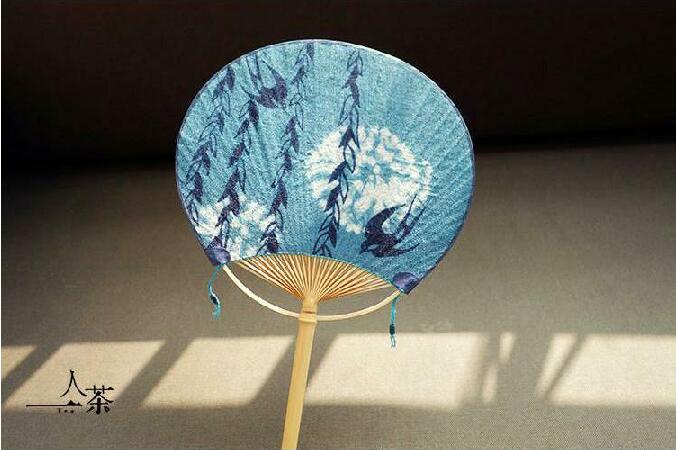 中國風(fēng)復(fù)古刺繡和風(fēng)扇