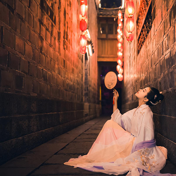 古裝攝影照片，女子古裝照