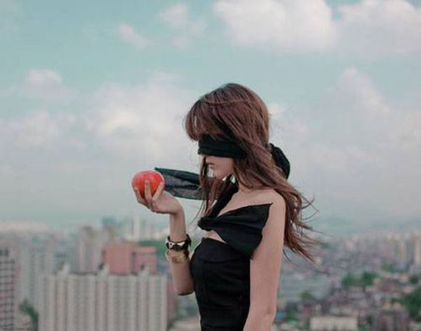 風水學告訴你，在愛情中容易盲眼的女性