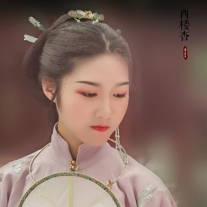 粉衣閨蜜古風(fēng)頭像，甜甜蜜蜜!