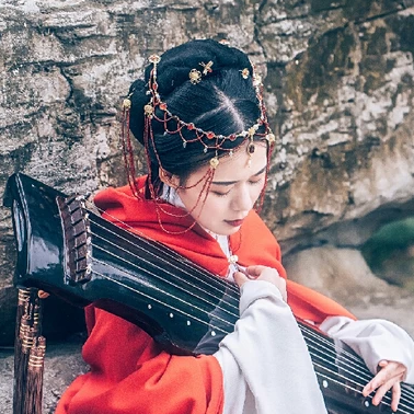 木蘭花開(kāi)帶琴女生頭像，唯美古風(fēng)真人頭像
