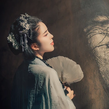素雅笠紗女生頭像，唯美古風(fēng)真人頭像