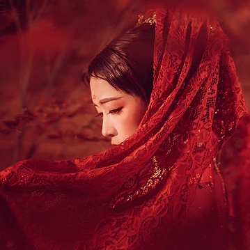朱紅嬌艷女生頭像，唯美古風(fēng)真人頭像