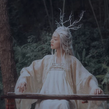 森林精靈文藝女生頭像，唯美古風(fēng)真人頭像