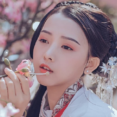 粉色木棉花少女頭像，唯美古風(fēng)真人頭像