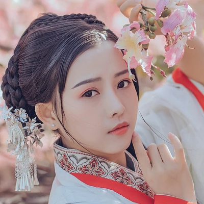 粉色木棉花少女頭像，唯美古風(fēng)真人頭像
