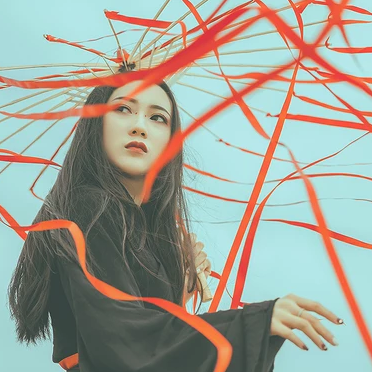 時(shí)尚漢服帶折扇女生頭像，唯美古風(fēng)真人頭像