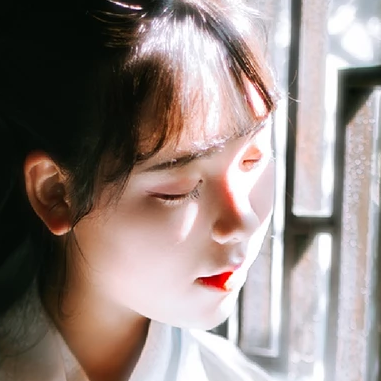 淡雅女生頭像，唯美古風(fēng)真人頭像