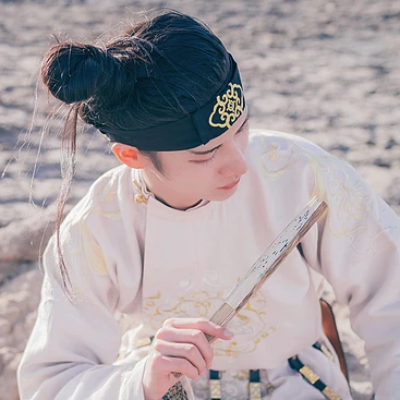 霸氣帶劍男生頭像，唯美古風(fēng)頭像