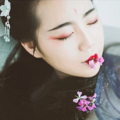 金魚(yú)妖艷的女子頭像，唯美古風(fēng)真人頭像