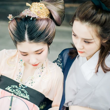 竹林山寺閨蜜古風(fēng)頭像，唯美古風(fēng)女子真人頭像