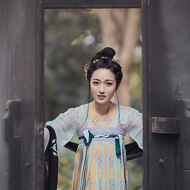 唯美漢服傷感頭像，唯美古風(fēng)女子真人頭像