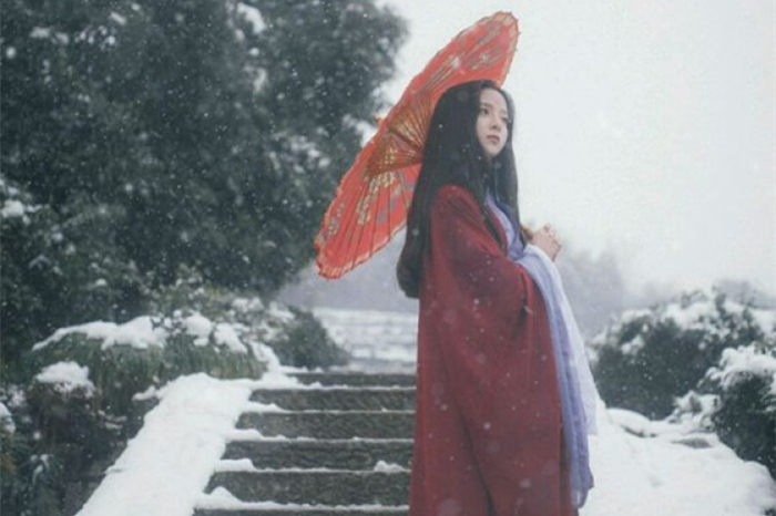 溫柔可人古風(fēng)漢服女子頭像，端莊秀麗女生頭像