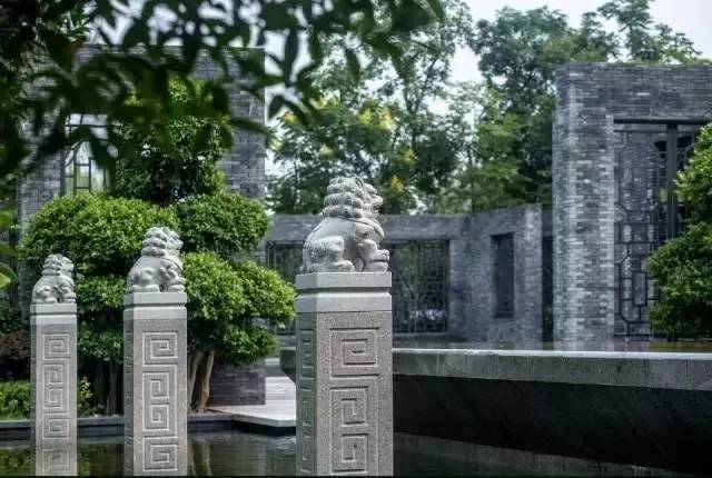 景觀設(shè)計：拴馬樁做的景觀