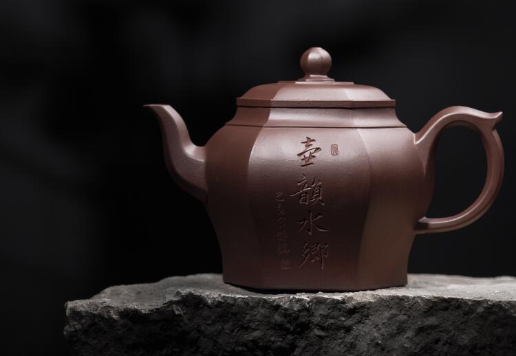 紫砂壺哪個地方最出名，什么樣的紫砂壺最好